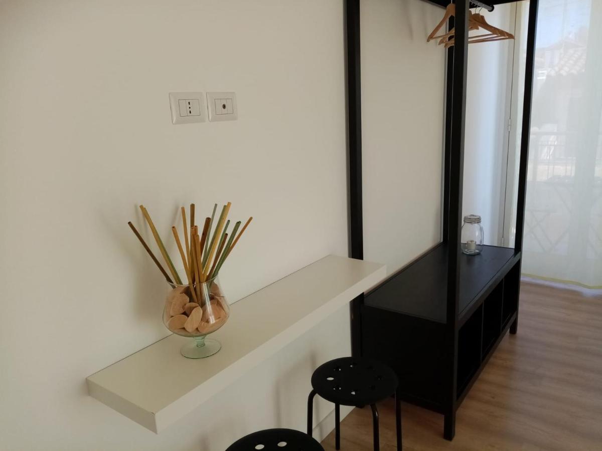 Casa Vacanze Caramagna Aci Castello Eksteriør bilde
